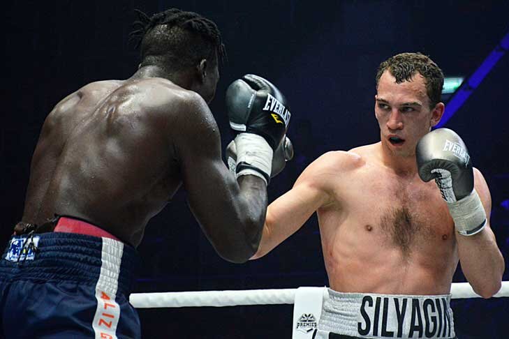    За сборную России на Интерконтинентальном кубке в Москве выступает новосибирец Павел Силягин. Фото Артема Тиунова