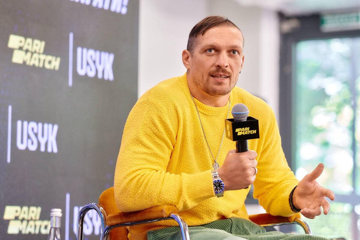 Александр Усик