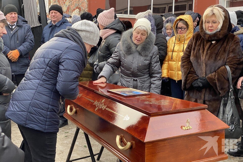     Простились с Еленой Логуновой 21 января 2023 года.