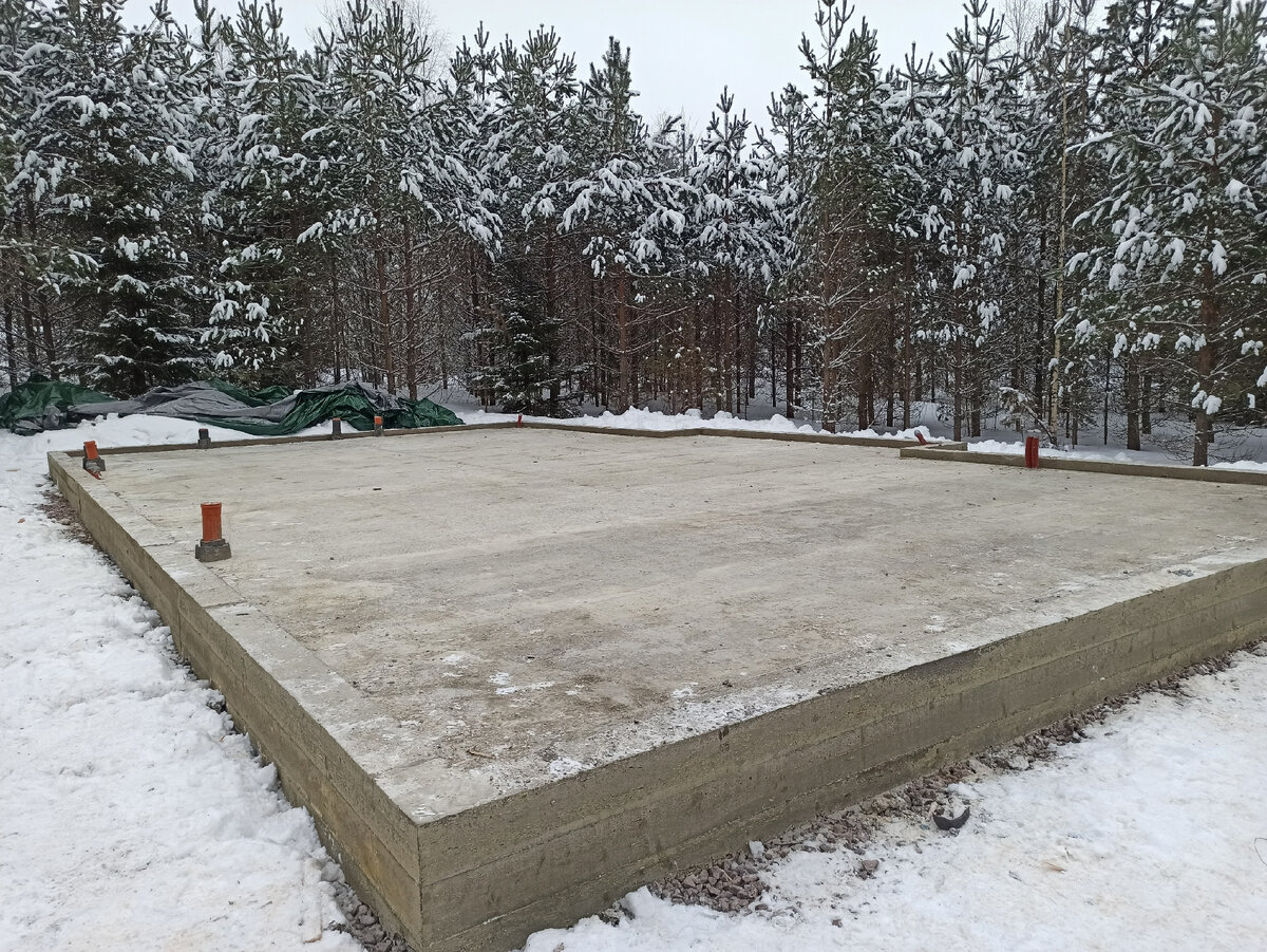 Фундамент для загородного дома.