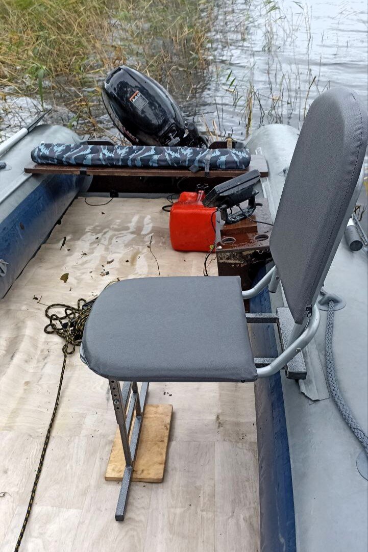 Сиденья для ПВХ лодок: жёсткие, мягкие, складные
