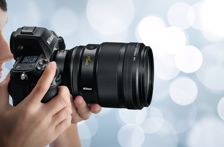    nikon.com