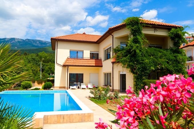 Вилла на Южном берегу Крыма. Источник: prichal82.ru