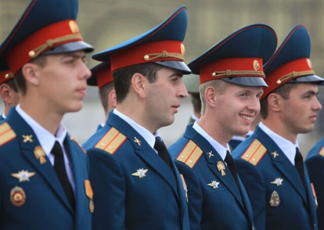 Источник: https://regnum.ru/uploads/pictures/news/2017/06/15/regnum_picture_149751993248162_big.jpg