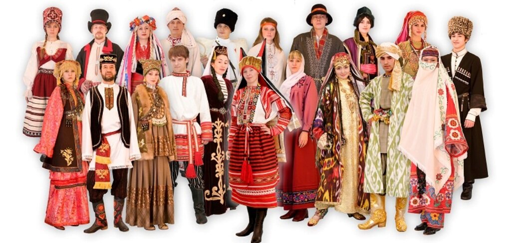 Каждому кому за 30 ещё помнит про СССР, молодое поколение  реже и реже связывает свою жизнь, историю своего государства с великой страной. Многое поменялось в жизни народов СССР, каждая из республик пошла своим путём, а пути как мы знаем бывают разными. У каждой республики изначально был одинаковый старт в своей новейшей истории. Как же республики распорядились своим выбором? Многие государства начали свой путь с национального вопроса и самоопределения, а по сути вытеснения и ущемления национальностей которые по их мнению были доминирующими в бывших республиках. Происходило это как мягко так и в извращённых формах самоопределения и выражения так сказать своего главенства. Миграция населения приняла поистине масштабные размеры, многие семьи распадались под надуманными спорами и неспособностью отсечь от себя политические надуманные лозунги. Как же сейчас мы воспринимаем те государства что раньше входили в состав великой страны? По разному, у кого-то до сих пор синдром обиженного субъекта, кто-то и не вспоминает о СССР. У каждого свой взгляд и своё мнение, как говорится на вкус и цвет товарищей нет. Каждая республика получила только то что заслужила после исчезновения гигантской братской страны. Хотелось бы чтобы все не жили иллюзиями о том что кто-то им что-то должен а решали свои вопросы самостоятельно соответственно с теми настроениями когда изгоняли из своих стран людей, семьи которые по той или иной причине родились или жили в республиках бывшего СССР. Люди которые прошли через эти унижения и изгнание, не забыли и не забудут этого никогда! 