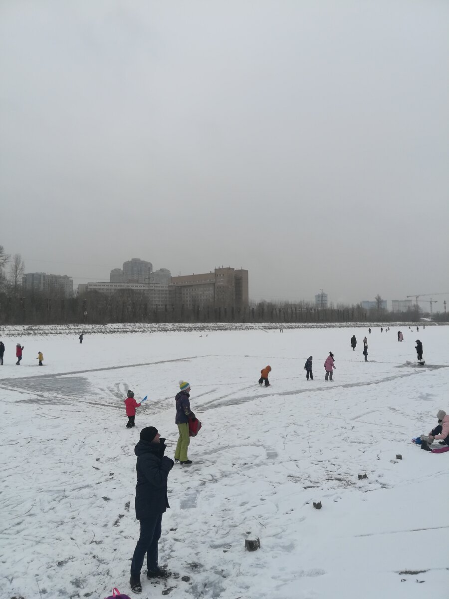 канал имени москвы зимой