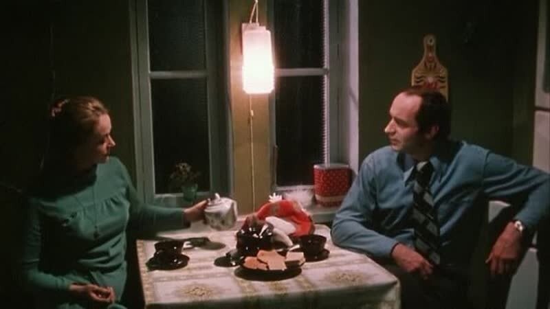 Кадр из фильма  «Дневной поезд» (1976). Скриншот. Источник - YouTube.