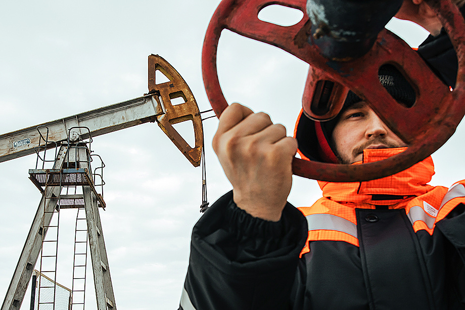 На прошлой неделе ЛУКОЙЛ отказался от наращивания объёмов добычи на Ярегском месторождении в Коми. Фото: Алексей Андронов/ТАСС