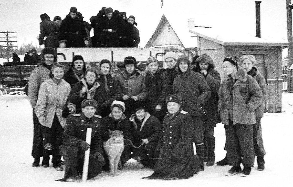 Группа Дятлова и группа Блинова в походе