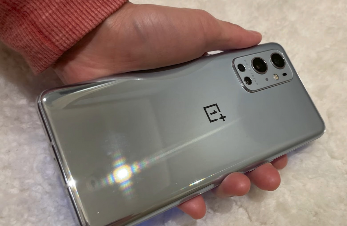 серия OnePlus 9