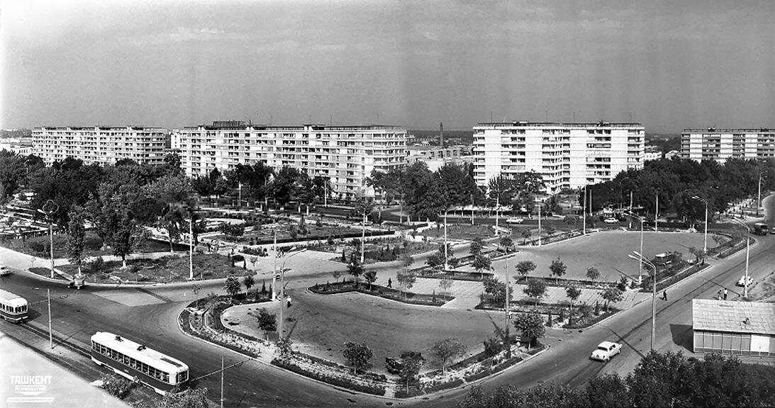 Ташкент. 1972 г.   Панорама проспекта имени Ленина.
Будущий проспект Космонавтов.  Авторы фото: Лихварь А., Пун Григорий