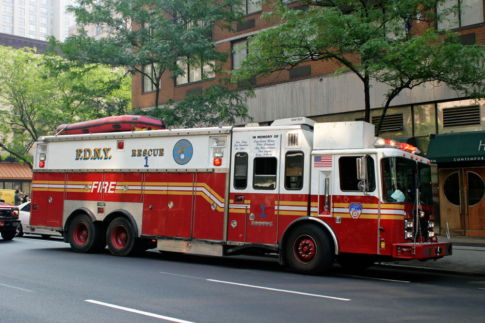 FDNY пожарная машина