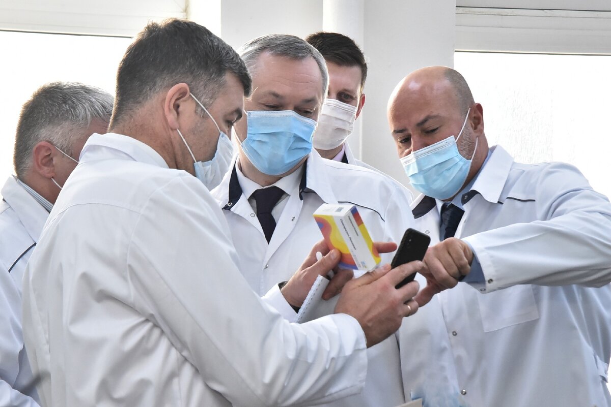На совещании в фармкомпании «Обновление»