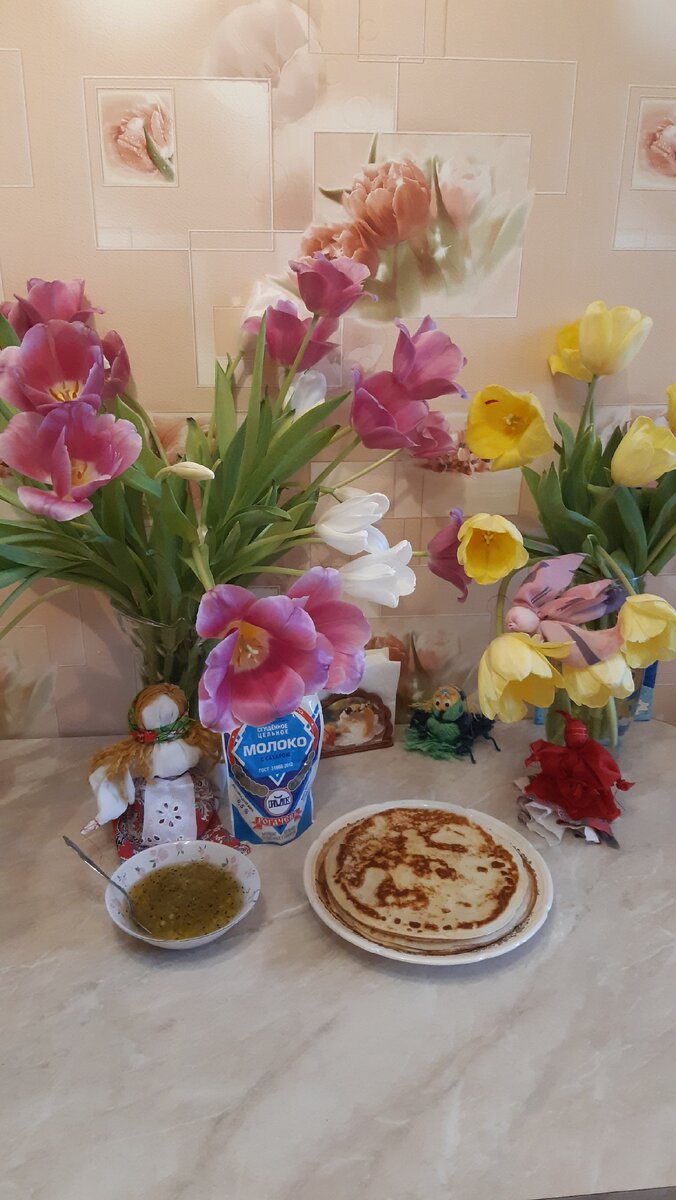 11.03.2021...прошлогодние масленицы🥞 (много фото) ...сажаем петунии🌺 и готовим еду на пару🤫...