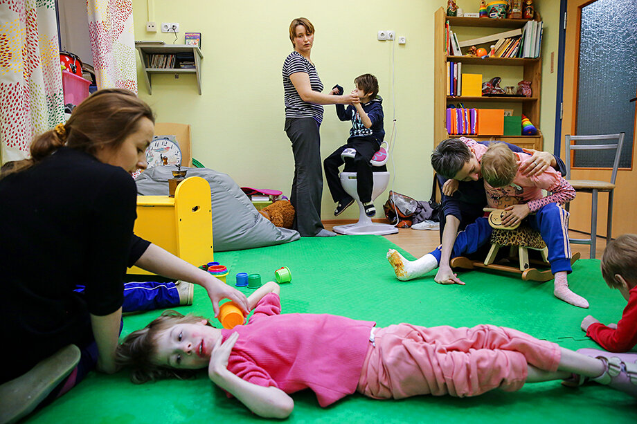 Специальное учебно-воспитательное учреждение закрытого типа. Школа для трудных девочек. Спец учреждение закрытого типа для несовершеннолетних. Детские закрытые учреждения. Приморская спецшкола уссурийск.