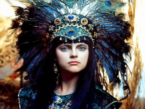 Фото: Кадр из фильма "Сердца трех"