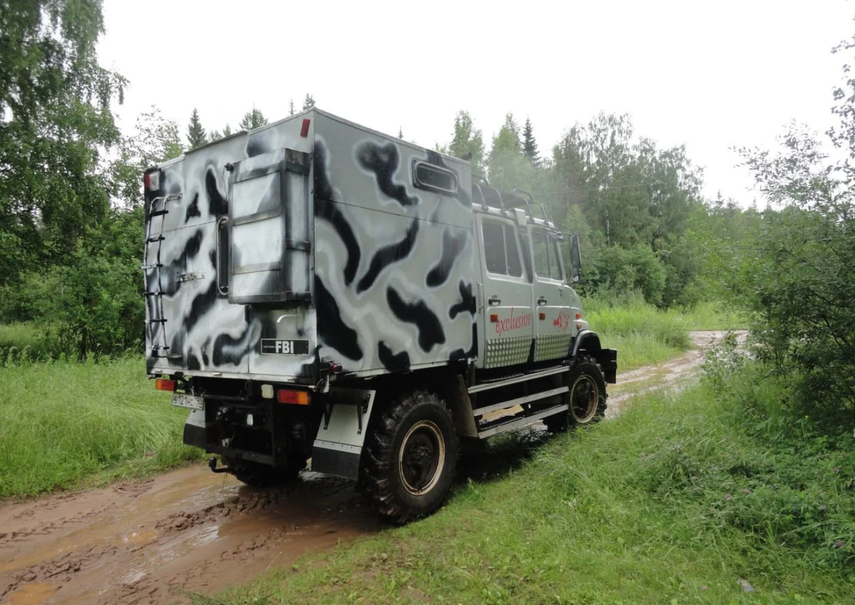 Если конечно не взглянуть немного сбоку :)) Фото с сайта Дром.ру.