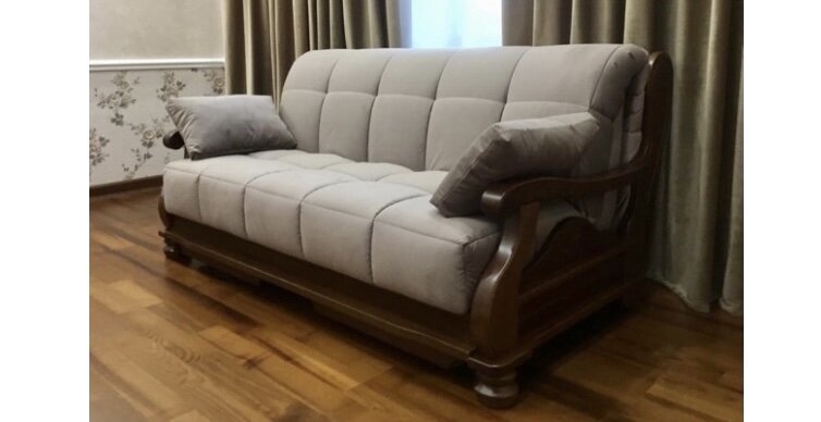 Диван Амадей. Декор из массива БУКа.