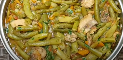 Салат со стручковой фасолью и мясом, пошаговый рецепт на ккал, фото, ингредиенты - Лана