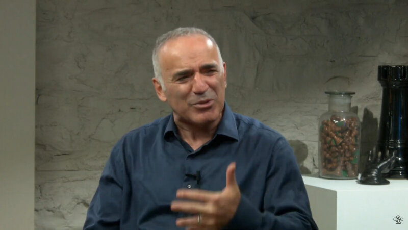 (Перевод с английского - Chess-News):