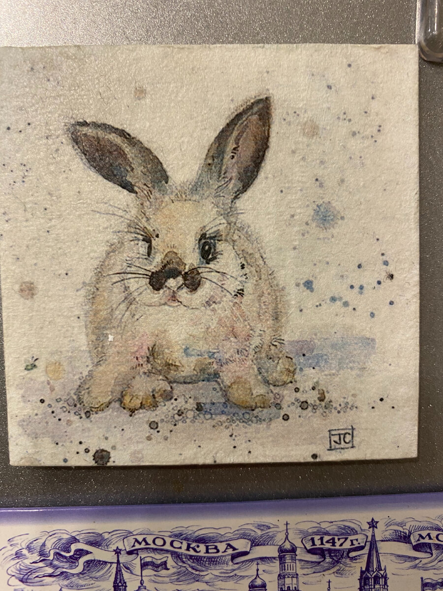 Фото автора. Не знаю, комом этот блин или нет, но мне нравится мой первый магнитик в технике декупаж 