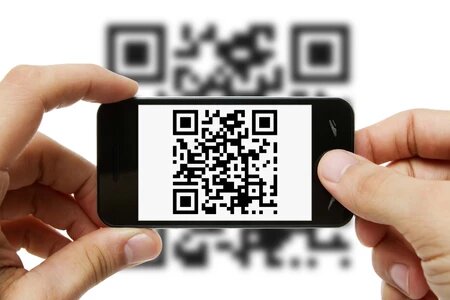 Без QR-кода с 1 ноября жизнь ограничится только домом и продовольственным магазином