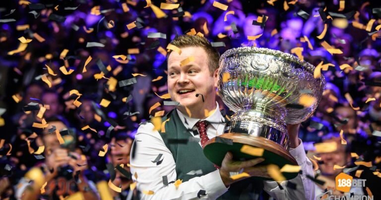 Шон Мерфи выигрывает кубок Чемпиона Чемпионов по снукеру в 2014 году
