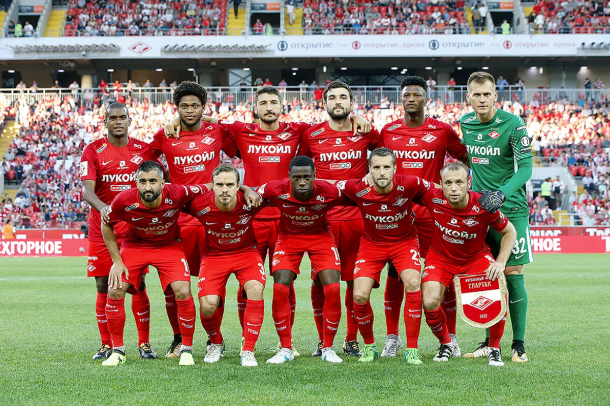 "Спартак" перед одним из домашних матчей чемпионского сезона