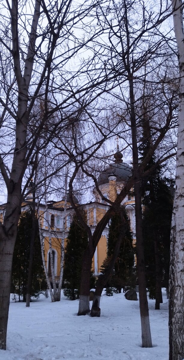 Покровский ставропигиальный женский монастырь. Прогулка моя. Фото моё. 