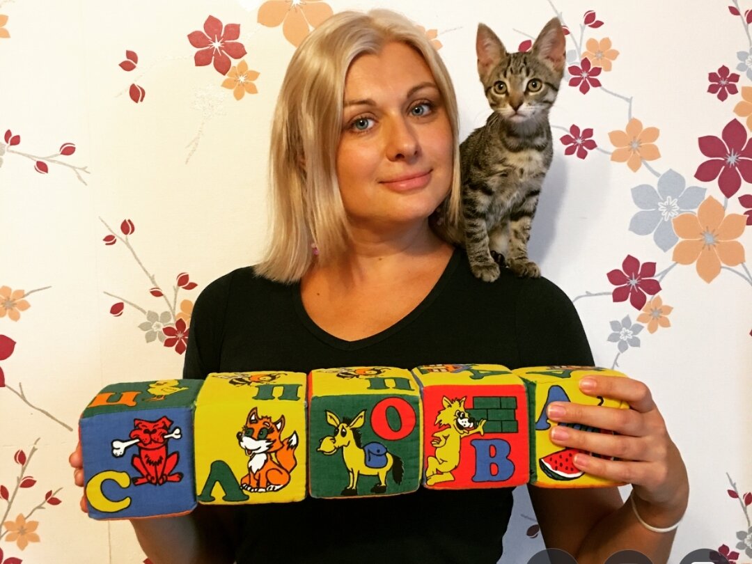 Если какое-то слово вам было непонятно, пишите в комментариях, объясню. Хотите, буду такие зарисовки из жизни делать, с вкраплениями инглиша? Это поможет расширить словарный запас ;)