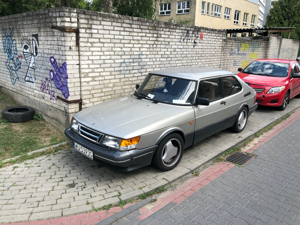 Saab 900 I (1978-1993)