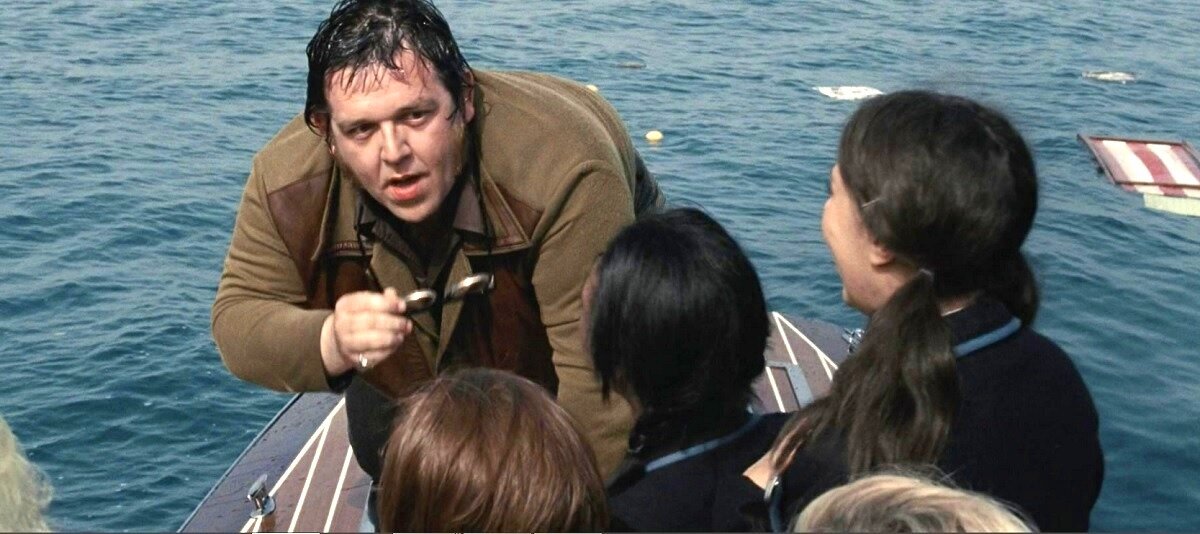 Девки в озере купались, Ника Фроста в нём нашли...