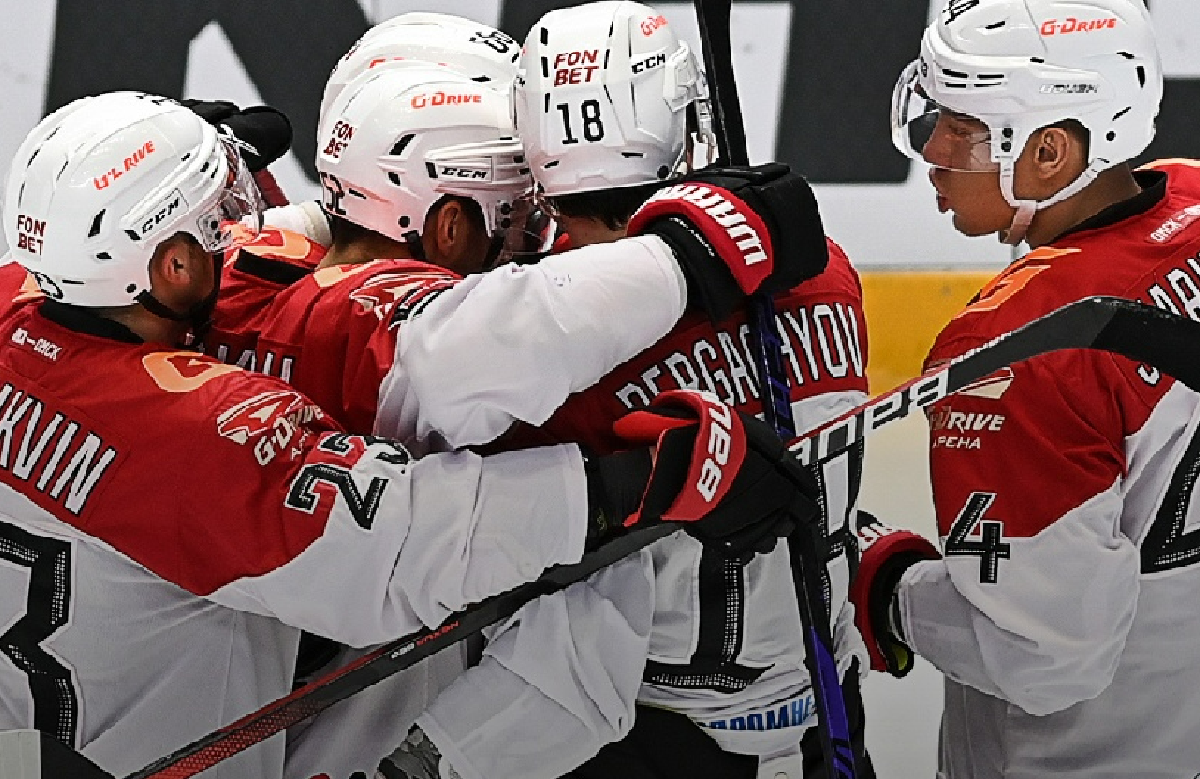 "Авангард" после возвращения из Балашихи в Омск столкнулся с проблемами. Фото: соцсети