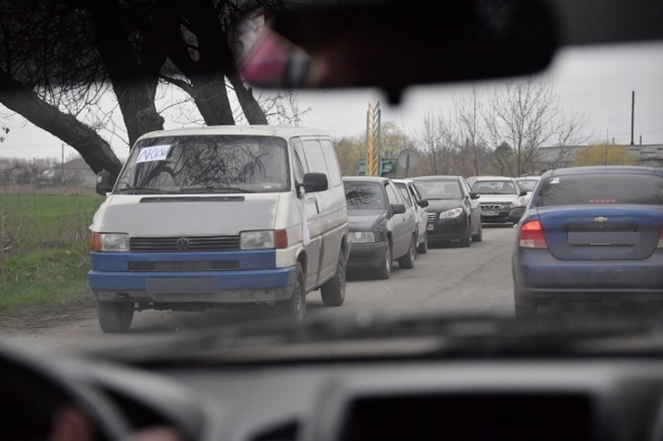     В Ростовской области 16,5 тысячи вынужденных переселенцев пересекли границу за сутки. Владимир ВЕЛЕНГУРИН