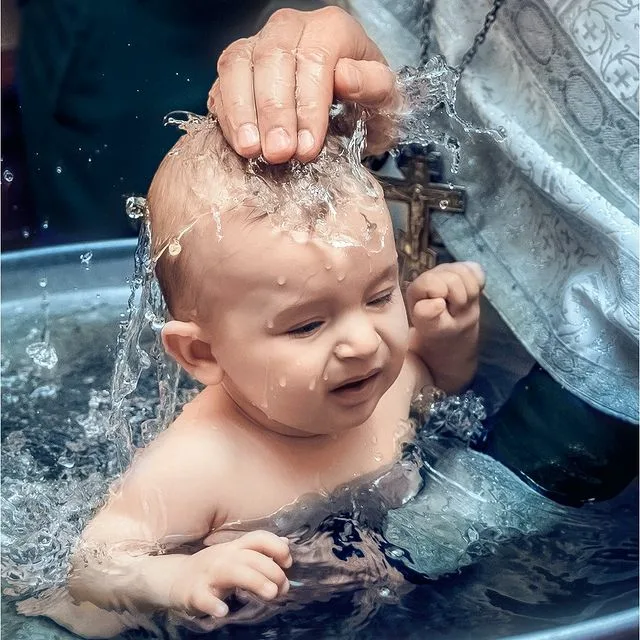 Крещение младенца