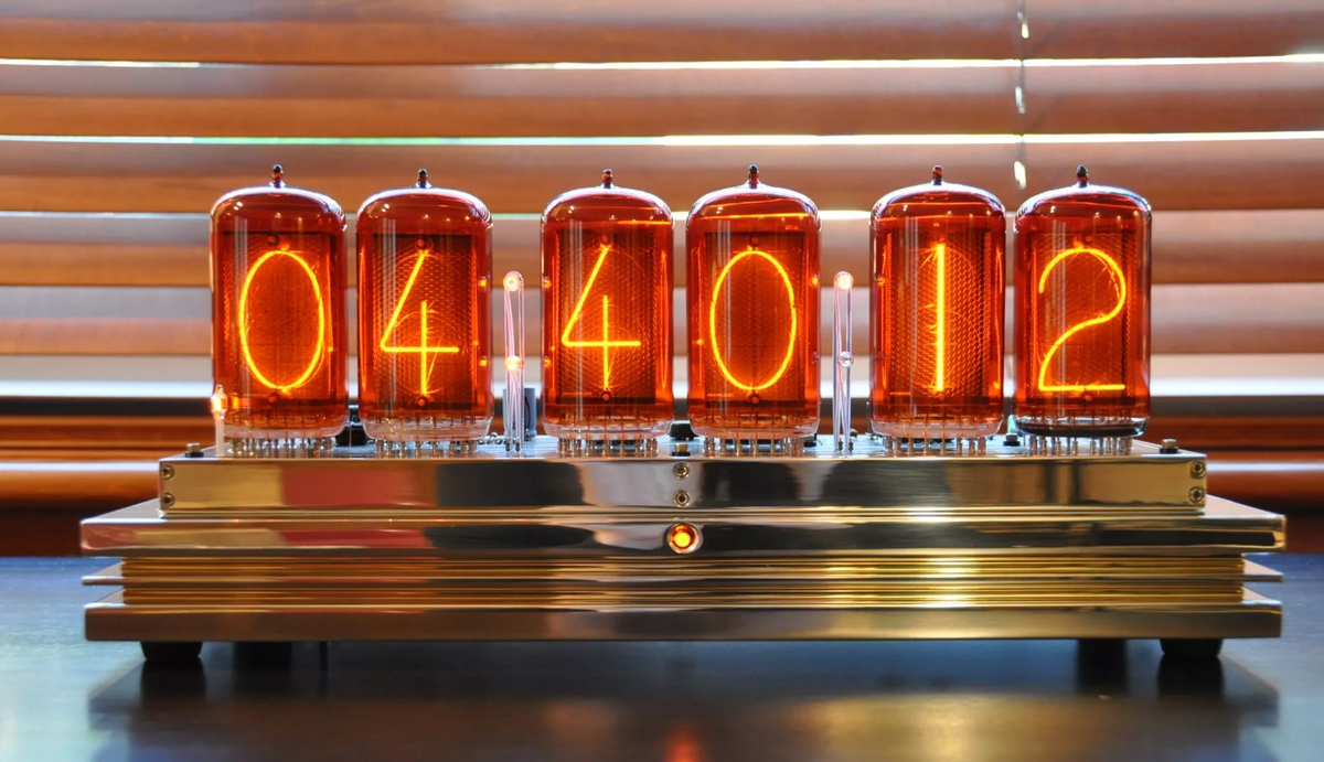 Ламповые часы Nixie Clock