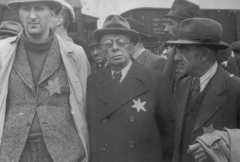 "Запомните навсегда этот дым Освенцима, которым они хотели закрыть солнце..."