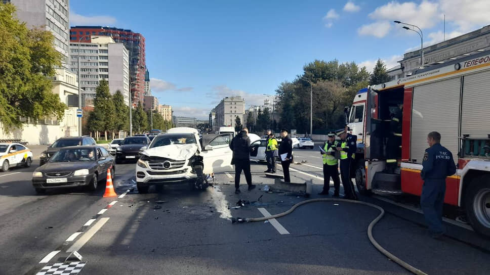Фото: Прокуратора г. Москвы📷ДТП на Садовой-Спасской улице