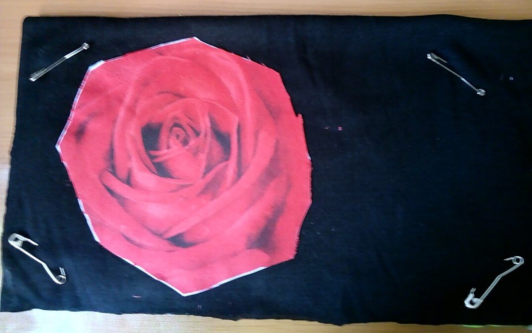 расположение основного мотива на основе