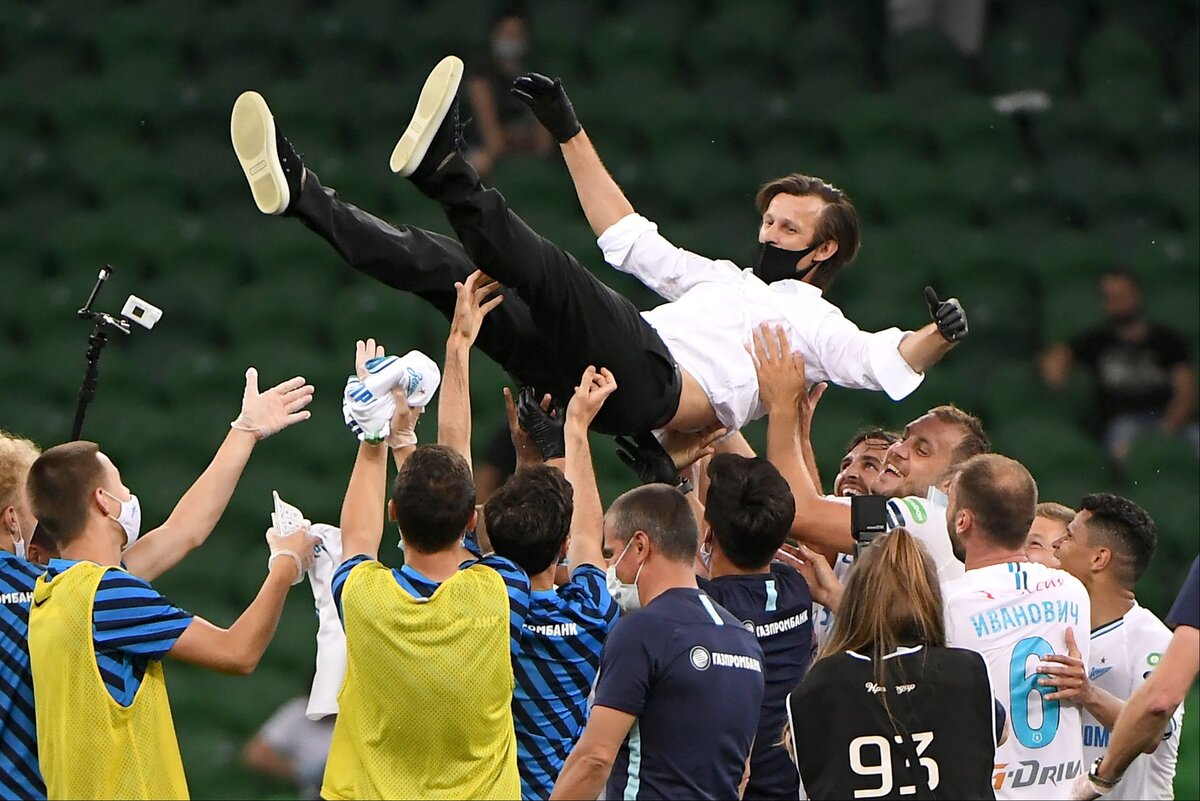 Тренер "Зенита" Сергей Семак снова на высоте. Фото photos.rg.ru.