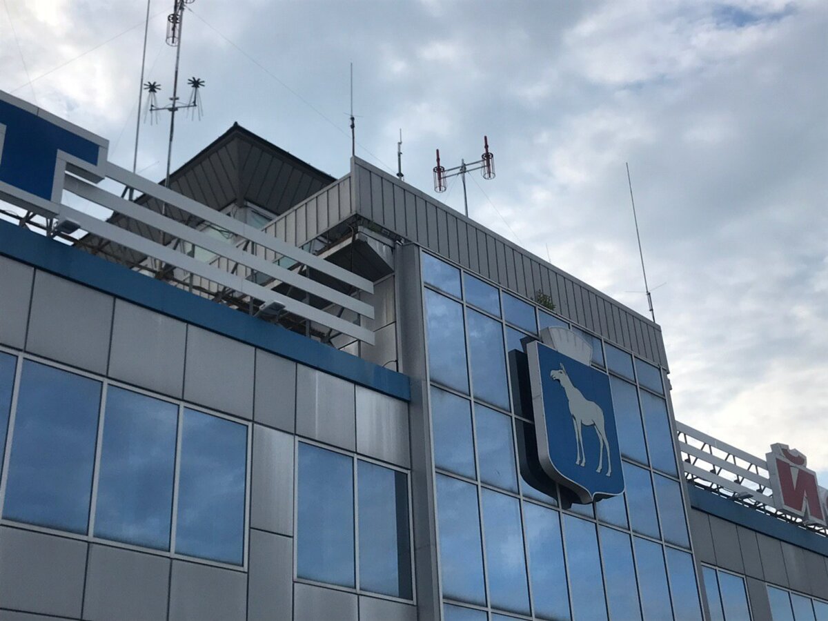 Вышка и герб с лосихой