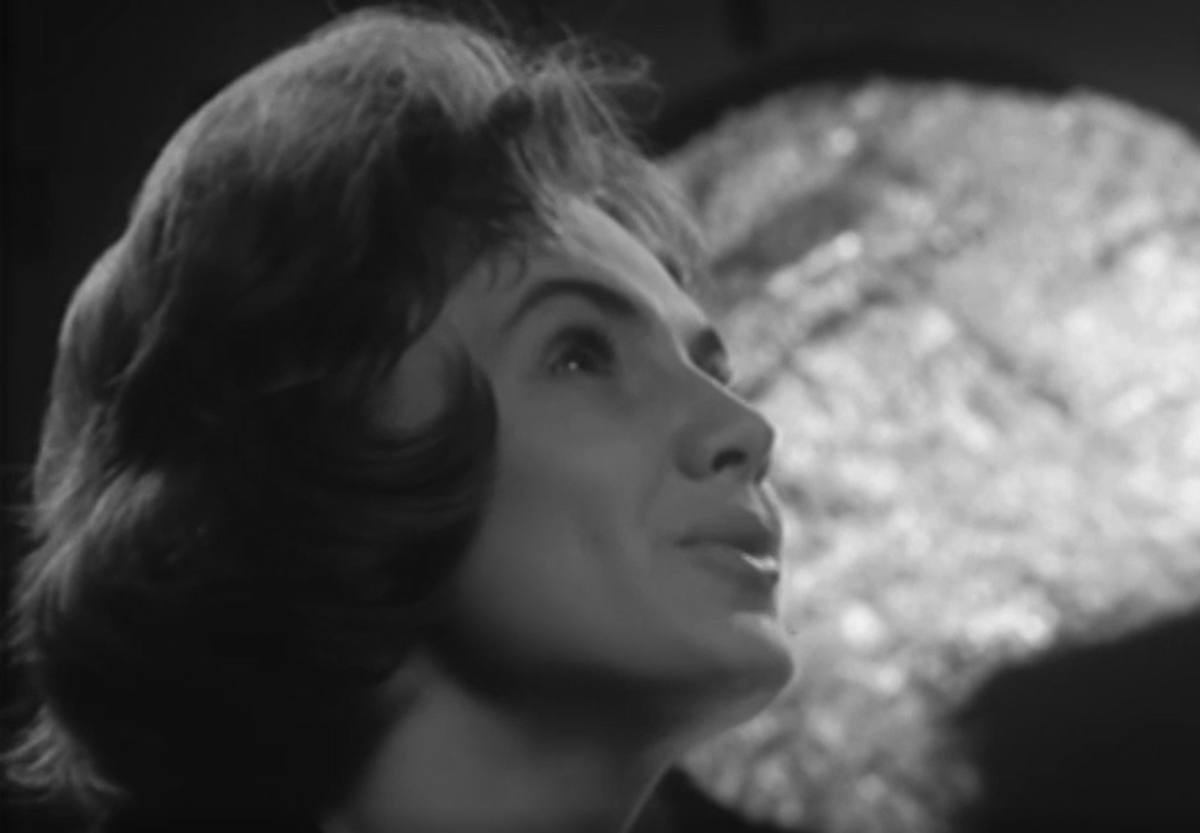 Кадр из программы "Эстрадный концерт" (1964)