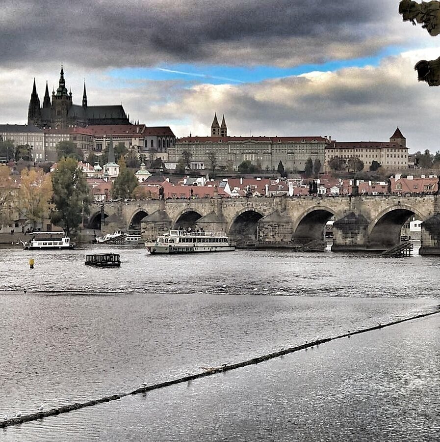 Прага потрясающе красива!