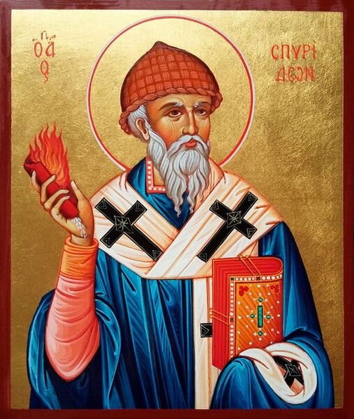 Существуют 3 молитвы Святому. Первая помогает решить финансовые проблемы, вторая помогает найти прибыльную работу, третья подойдет тем, кто намерен продать или купить жилье. Выбирайте ту, которая вам подходит, приготовьтесь вложить в произносимые слова всю свои искренность, и начинайте молиться!