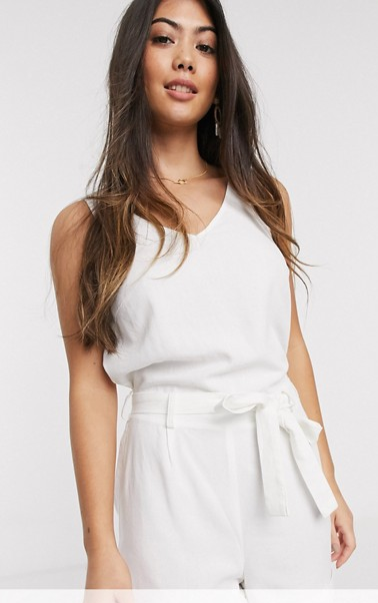 Белый комбинезон ТОп-5