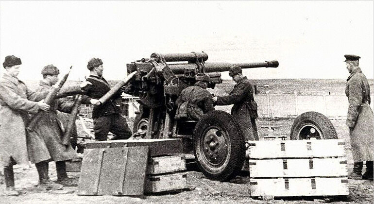 Фотография сделанная в 1941, под Тулой.