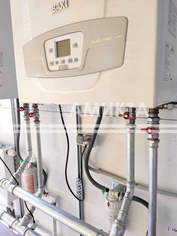 Газовый конденсационный котел Baxi LUNA Duo-tec, фото с сайта https://amikta.ru