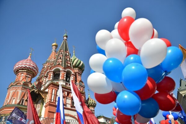 Поздравляю МОСКВИЧЕЙ и всех РОССИЯН  с Днём рождения нашей столицы - прекрасного города МОСКВЫ !