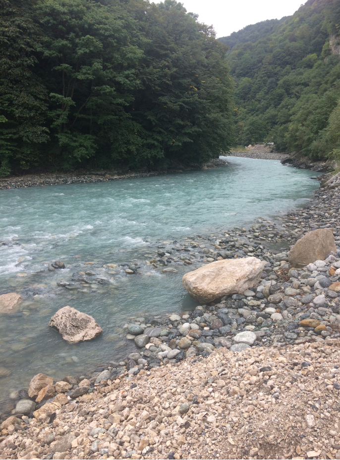 река Ардон в Алагирском ущелье, сентябрь 2020