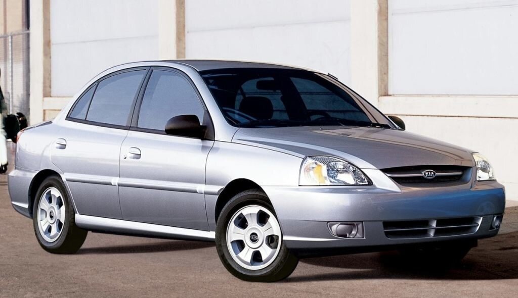 Киа рио 1 поколения купить. Kia Rio 1. Kia Rio 2000. Кия Рио 2005 седан. Киа Рио 1 поколения седан.